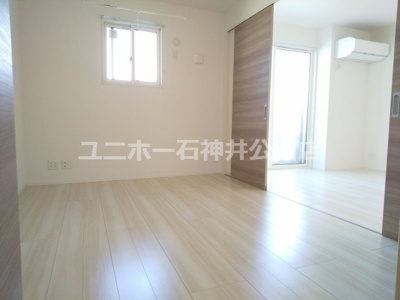 【寝室】 | ソレイユ三原台