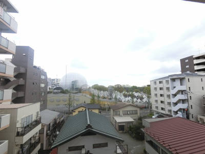 【展望】 | セルアージュ湘南台プルーム | 東側からの眺望です。
陽当たり、風通し良好です。