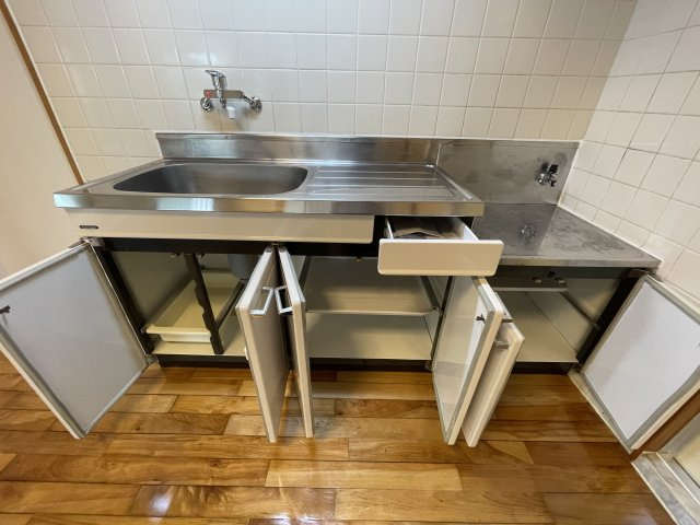 【内装】 | サンライズ上田 | 別部屋の写真となります。