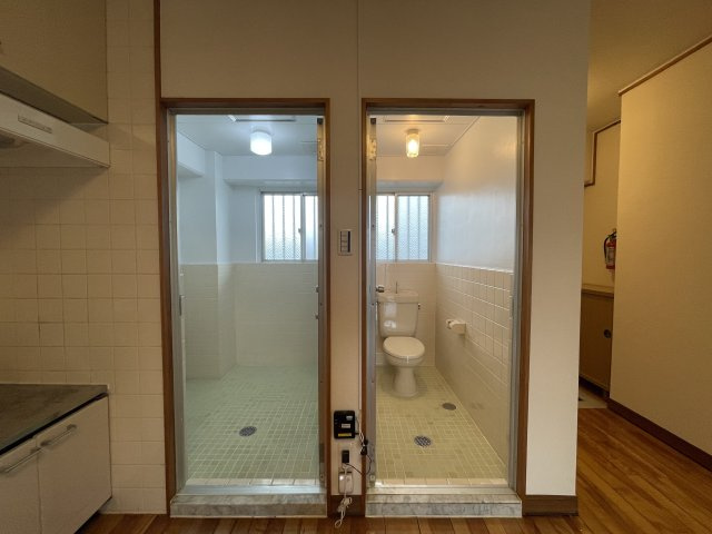 【内装】 | サンライズ上田 | 別部屋の写真となります。