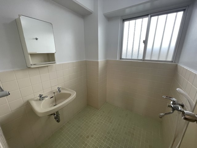 【内装】 | サンライズ上田 | 別部屋の写真となります。