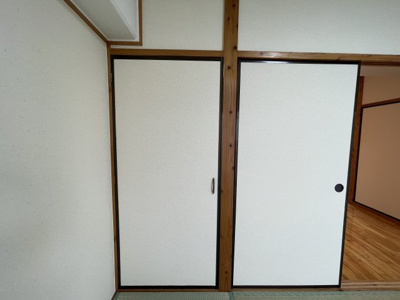 【内装】 | サンライズ上田 | 別部屋の写真となります。