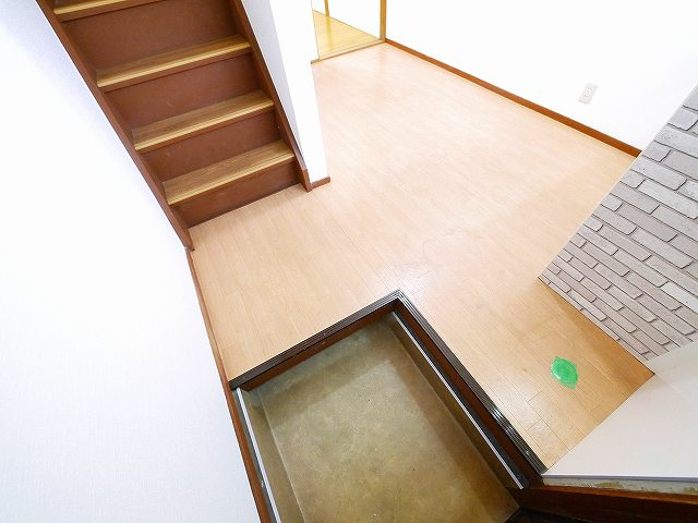 三条三和ハイツの玄関|シンプルで使いやすい玄関です