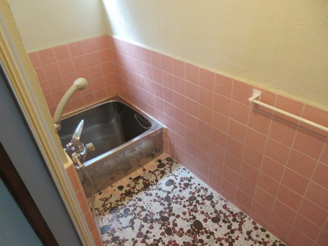 第１松雅荘の浴室