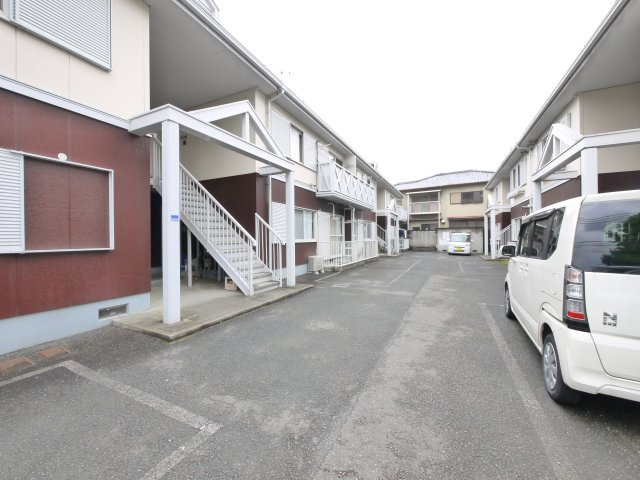 フレグランスU　Aの駐車場|駐車スペースもあります