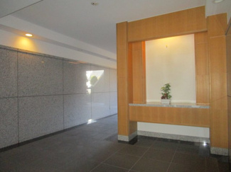 【エントランス】