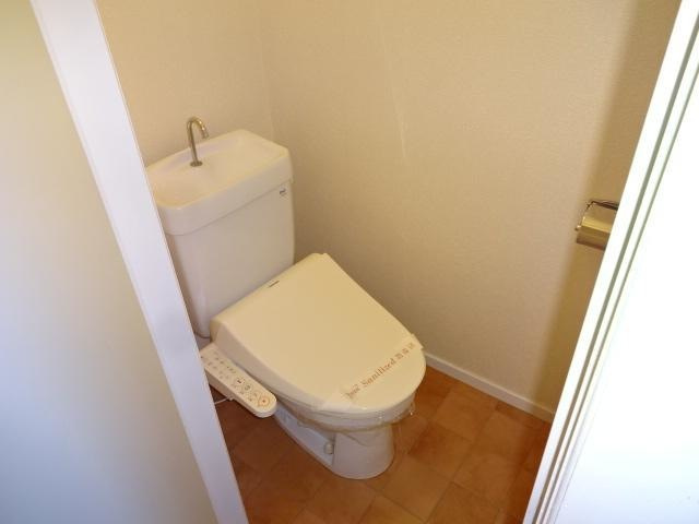 シャトー一宮のトイレ|シャワー付トイレ