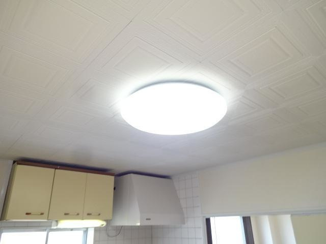 シャトー一宮の設備|照明器具