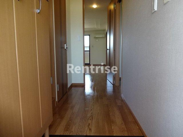 クオリティ パレスの内装|廊下