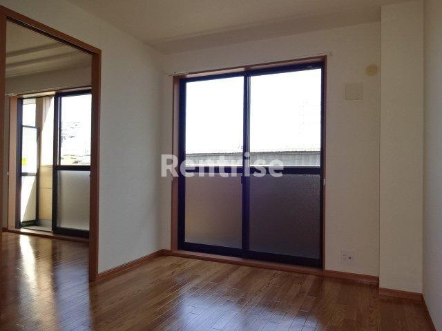 クオリティ パレスの洋室|南洋室