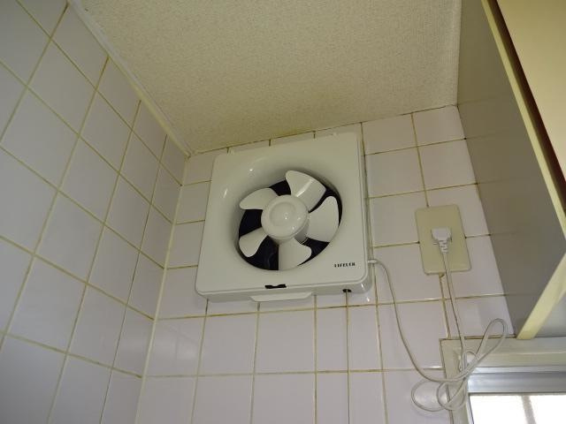 ファーブルランド２１のキッチン|キッチン換気扇(イメージ)