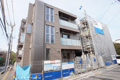 【外観】 | グランオネストW | 5月下旬完成予定のヘーベルメゾンです。