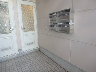 【エントランス】