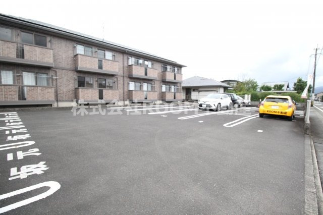 プロスぺリタSDの駐車場|駐車場があります