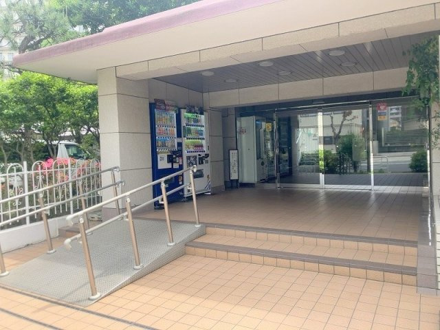 木場サニータウン 新規リノベーションのエントランス