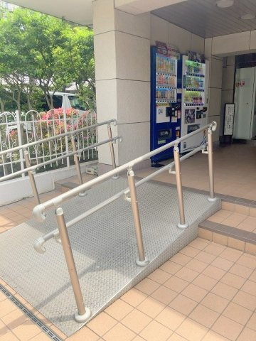 木場サニータウン 新規リノベーションのエントランス