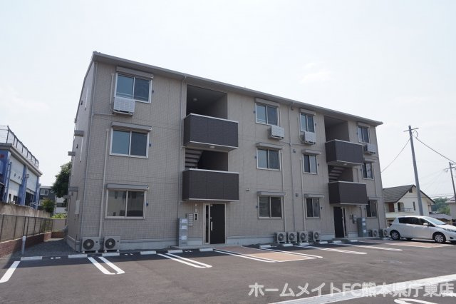 熊本市東区新南部２丁目のアパート