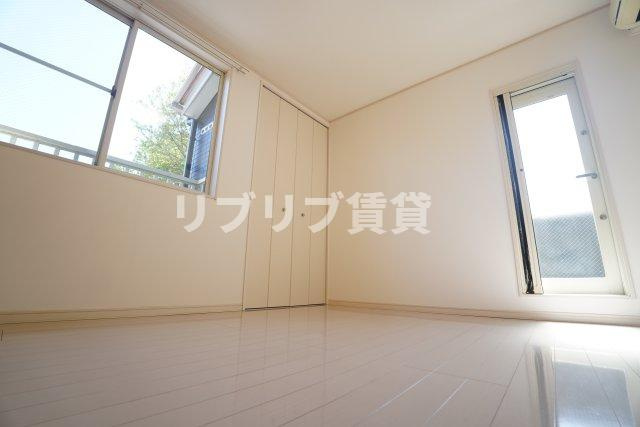 ハウスカーマインの居間・リビング