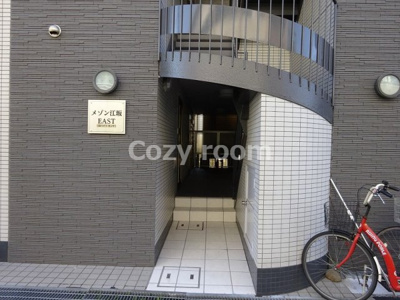 【エントランス】 | メゾン江坂EAST | マンション入口です