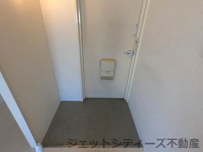 【玄関】 | ロイヤルメゾン扇町