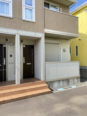 サンライズ東 Aのエントランス
