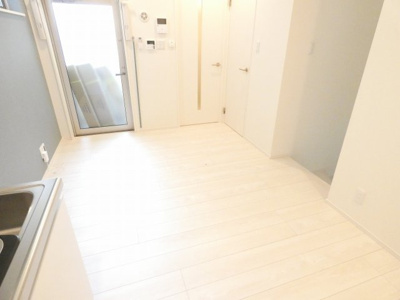 【内装】 | ベルベットコート岩塚