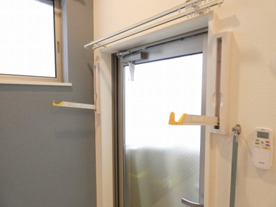 【内装】 | ベルベットコート岩塚