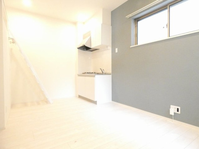 【居間・リビング】 | ベルベットコート岩塚