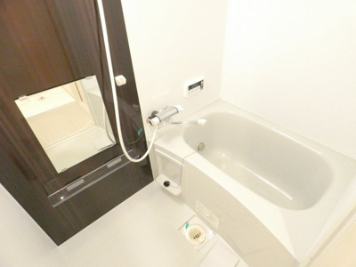 【浴室】 | ベルベットコート岩塚