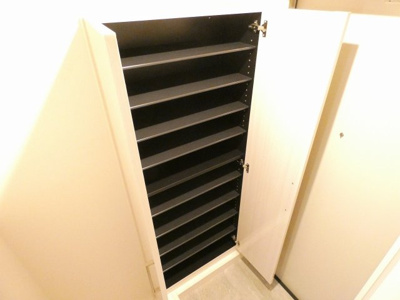 【収納】 | ベルベットコート岩塚