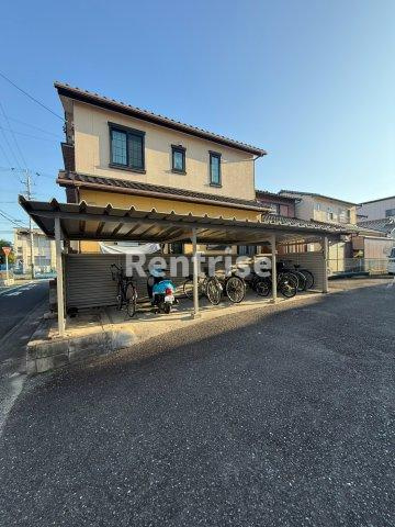 コーポエルノリタケ Ａの駐車場