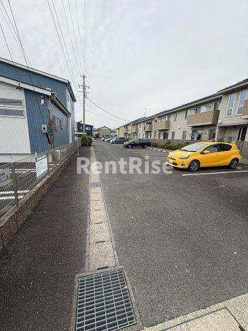 ミント Ａの駐車場