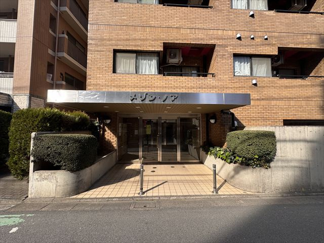 メゾン・ノアのエントランス