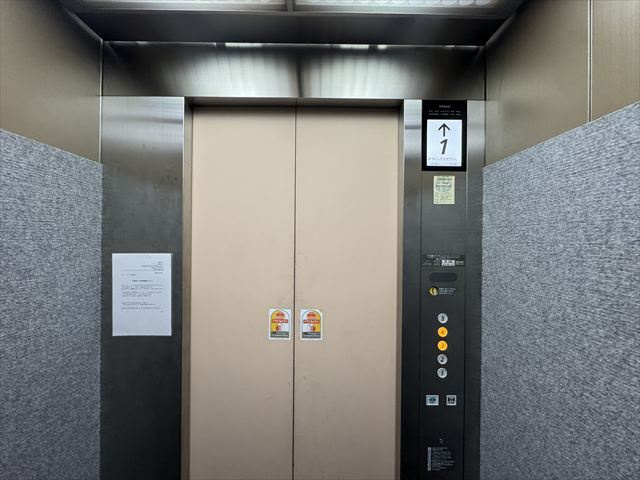 メゾン・ノアのロビー