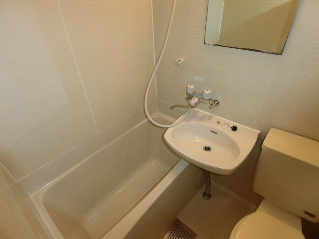 【浴室】 | ドミトリー甲子園