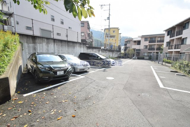 【駐車場】 | グランビュー山手