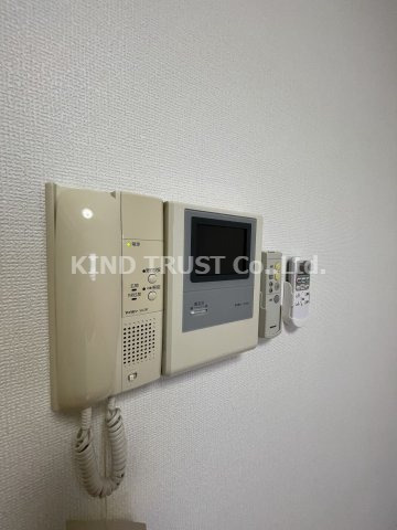 ニューシティアパートメンツ西天満のセキュリティ|モニター付きインターホンで安心