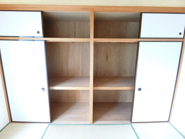 ソファレ高倉台の収納