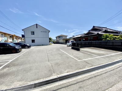 【駐車場】 | ディアスかもと