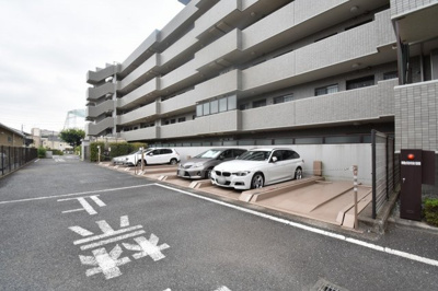 【駐車場】 | グレーシア横濱片倉 | 機械式駐車場です。