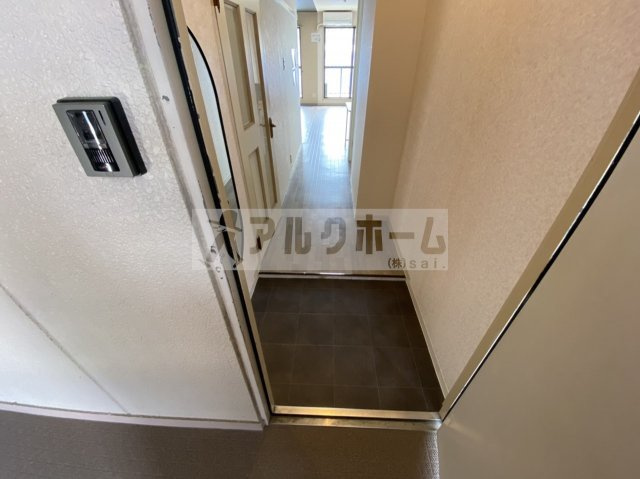 ノーブル国分の玄関