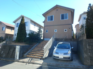 【外観】 | 積水ハウス施工の賃貸住宅シャーメゾン♪ペット＆楽器OK！グリーンライン「北山田」駅より徒歩7分の2階建て戸建てです♪
