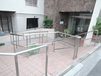 【エントランス】 | 菊名マンション | エントランス部分です。