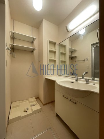 メゾン ブランシェの洗面所