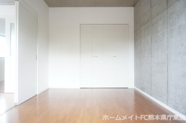 熊本市南区田井島３丁目の賃貸マンションの洋室
