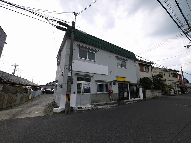 辻村店舗（紀寺町）の外観|おしゃれな外観です