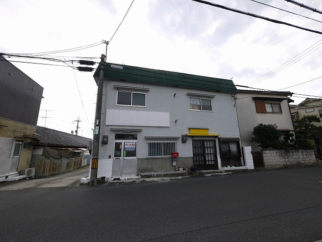 辻村店舗（紀寺町）の外観|おしゃれな外観です