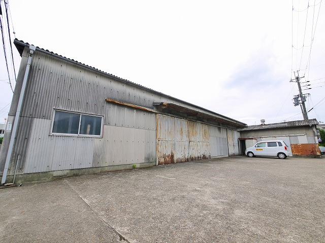南京終町1丁目倉庫の外観