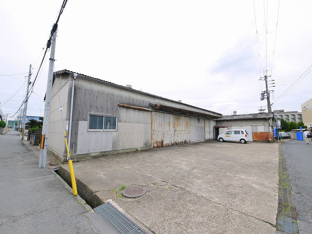 南京終町1丁目倉庫の外観