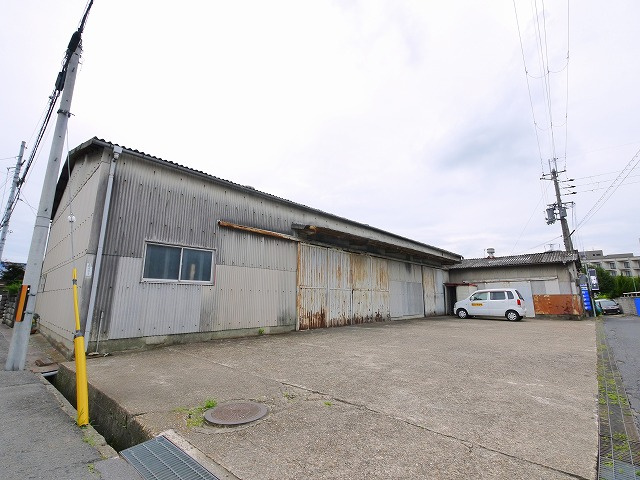 南京終町1丁目倉庫の外観